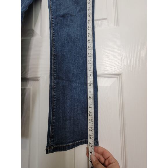 White House Black Market Slim Leg Blanc Jeans Size 2S - Picture 8 of 9